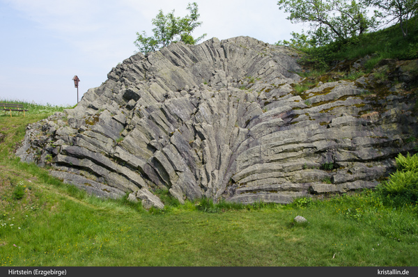 Säulen in Meilerstellung am Hirtstein