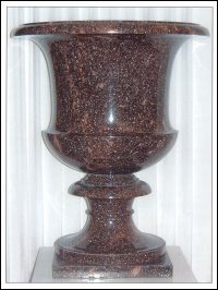 Blyberg Porphyr als Vase
