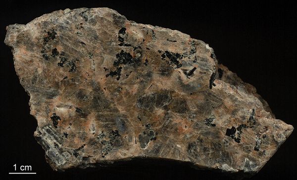 Nordmarkit mit Biotit