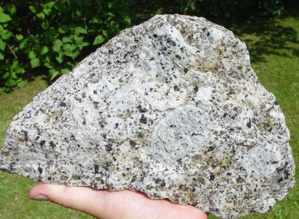 wei�er Rapakiwi aus Laitila in Finnland